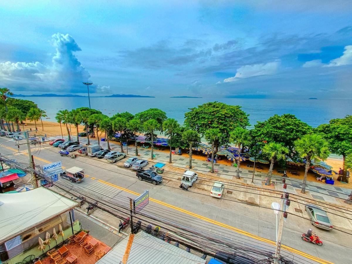 Happy Vikings - Beachfront Pantai Jomtien Luaran gambar